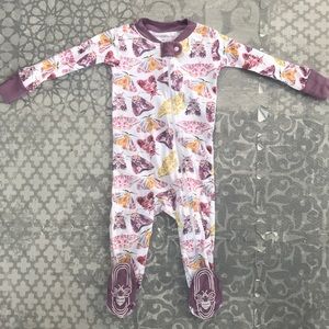 Burt’s Bees Baby zip up footie sleeper